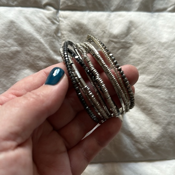 EUC Stella & Dot bracelet - Picture 4 of 4
